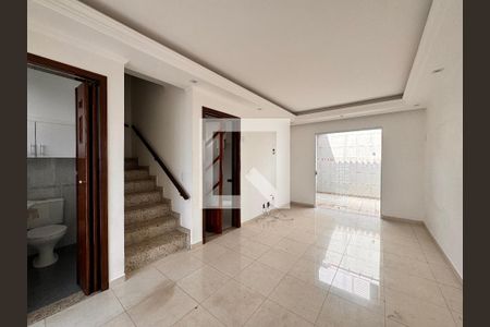 Sala de casa de condomínio à venda com 3 quartos, 110m² em Vila Metalúrgica, Santo André