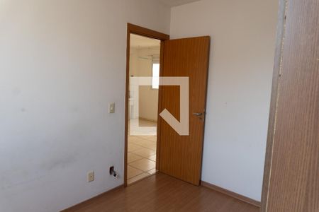 quarto 1 de apartamento para alugar com 2 quartos, 44m² em Chacaras Reunidas Santa Terezinha, Contagem