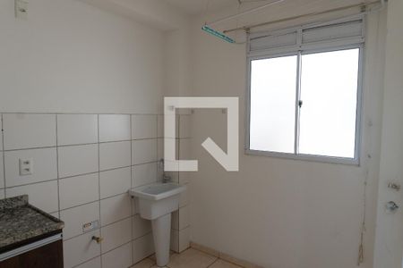 Cozinha de apartamento para alugar com 2 quartos, 44m² em Chacaras Reunidas Santa Terezinha, Contagem