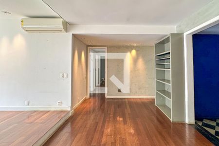 Sala de apartamento à venda com 3 quartos, 124m² em Leme, Rio de Janeiro