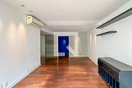 Sala de apartamento para alugar com 3 quartos, 124m² em Leme, Rio de Janeiro