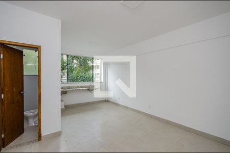 Kitnet de kitnet/studio para alugar com 1 quarto, 25m² em Barro Preto, Belo Horizonte