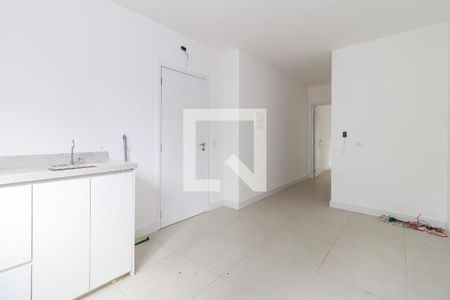 Sala - Cozinha de apartamento para alugar com 1 quarto, 28m² em Campo Belo, São Paulo