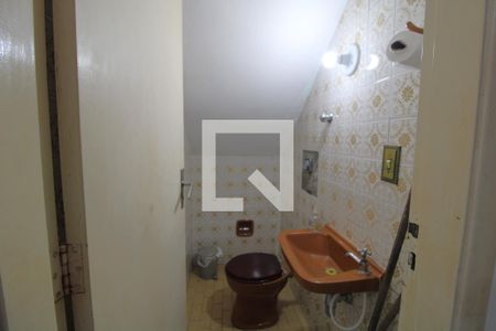 Lavabo de casa para alugar com 3 quartos, 131m² em Jardim Cliper, São Paulo