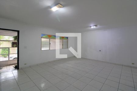 Sala de casa para alugar com 3 quartos, 131m² em Jardim Cliper, São Paulo