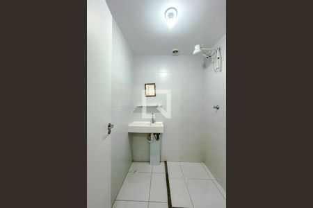 Banheiro de kitnet/studio à venda com 1 quarto, 26m² em Brás, São Paulo