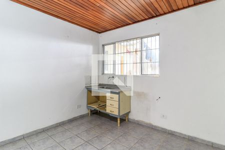 Kitnet de casa para alugar com 1 quarto, 45m² em Parque Maria Helena, São Paulo