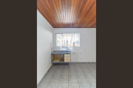 Kitnet de casa para alugar com 1 quarto, 45m² em Parque Maria Helena, São Paulo