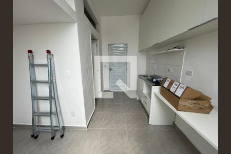 Kitnet de casa para alugar com 1 quarto, 24m² em Vila Butantã, São Paulo