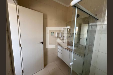 Banheiro Suíte 1 de casa de condomínio para alugar com 3 quartos, 190m² em Residencial Flamboyant, Hortolândia