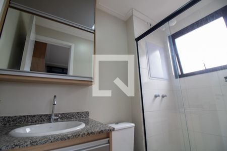 Banheiro de kitnet/studio para alugar com 1 quarto, 26m² em Campo Belo, São Paulo