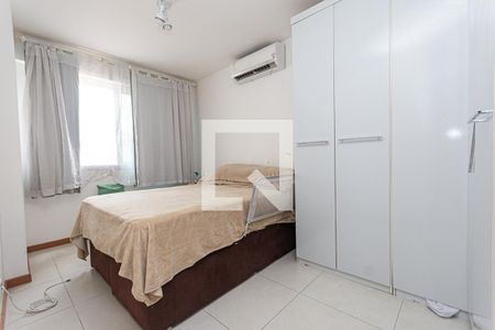 Suite  de apartamento à venda com 2 quartos, 71m² em Icaraí, Niterói