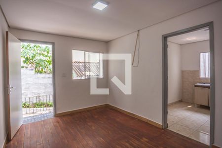 Sala de casa para alugar com 1 quarto, 60m² em São Judas, São Paulo