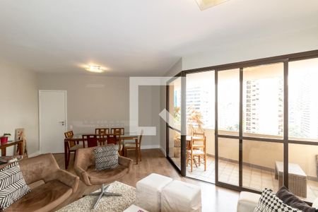 Apartamento para alugar com 120m², 3 quartos e 2 vagasSala