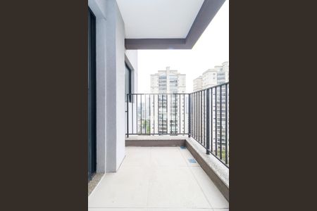 Varanda de kitnet/studio para alugar com 0 quarto, 26m² em Campo Belo, São Paulo