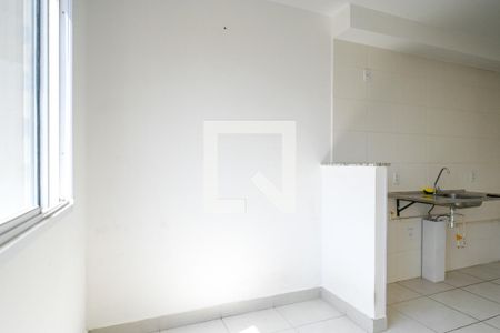 Apartamento para alugar com 2 quartos, 33m² em Parque Fongaro, São Paulo