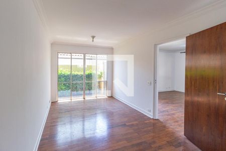 Sala de casa à venda com 4 quartos, 500m² em Continental, Osasco