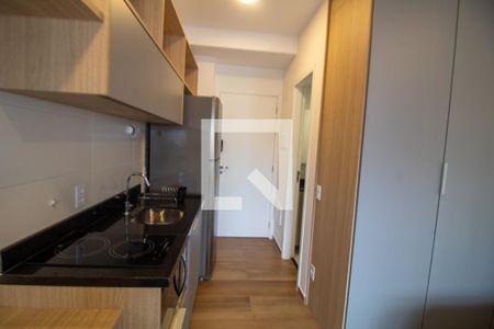 Cozinha de kitnet/studio para alugar com 1 quarto, 25m² em Jardim das Acácias, São Paulo