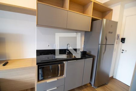 Cozinha de kitnet/studio para alugar com 1 quarto, 25m² em Jardim das Acácias, São Paulo