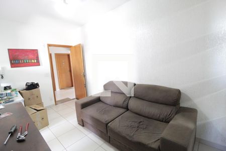 Sala de apartamento para alugar com 2 quartos, 45m² em Granada, Uberlândia