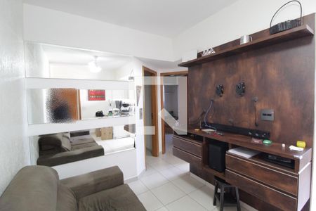 Sala de apartamento para alugar com 2 quartos, 45m² em Granada, Uberlândia