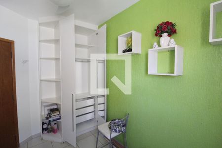 Quarto de apartamento para alugar com 2 quartos, 45m² em Granada, Uberlândia