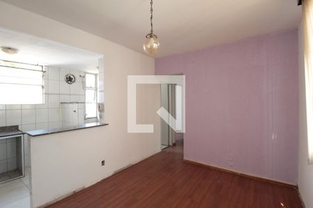 Sala de apartamento à venda com 2 quartos, 56m² em Nova Cachoeirinha, Belo Horizonte