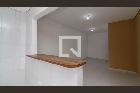 Sala de casa para alugar com 2 quartos, 68m² em Jardim Matarazzo, São Paulo