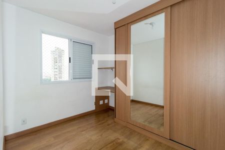 Quarto 1 de apartamento para alugar com 2 quartos, 62m² em Vila Bertioga, São Paulo