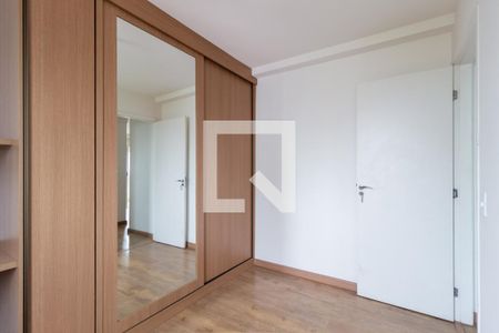 Quarto 1 de apartamento para alugar com 2 quartos, 62m² em Vila Bertioga, São Paulo