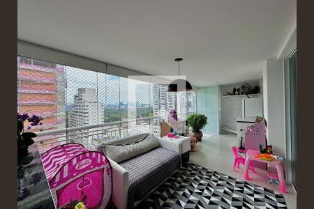 Varanda de apartamento para alugar com 3 quartos, 134m² em Santo Amaro, São Paulo