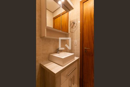 Lavabo de apartamento para alugar com 2 quartos, 200m² em Cristal, Porto Alegre