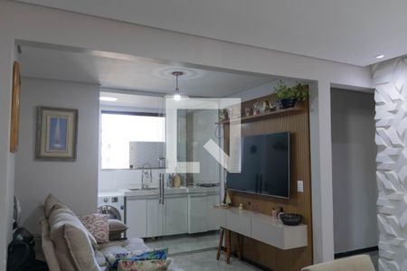 Sala de apartamento à venda com 2 quartos, 70m² em Califórnia, Belo Horizonte