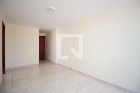 Sala de apartamento para alugar com 3 quartos, 60m² em Qr 406, Brasília