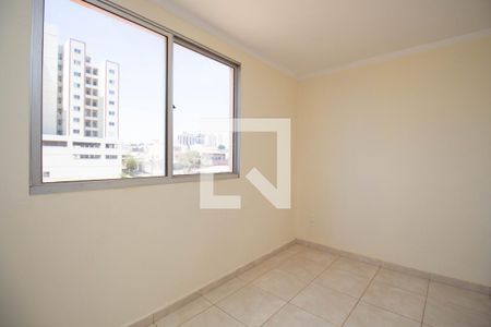 Quarto 1 de apartamento para alugar com 3 quartos, 60m² em Qr 406, Brasília