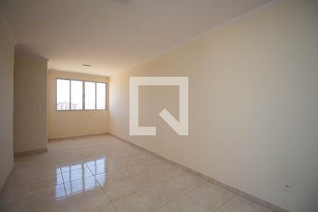 Sala de apartamento para alugar com 3 quartos, 60m² em Qr 406, Brasília