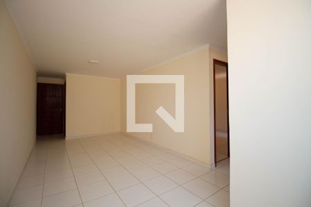 Sala de apartamento para alugar com 2 quartos, 58m² em Qr 406, Brasília