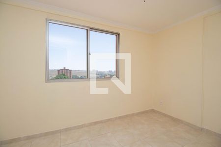 Quarto 1 de apartamento para alugar com 3 quartos, 60m² em Qr 406, Brasília