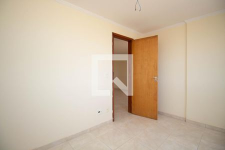 Quarto 1 de apartamento para alugar com 3 quartos, 60m² em Qr 406, Brasília