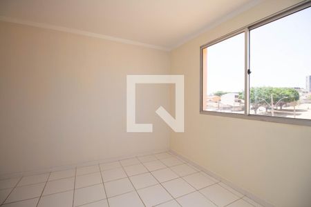 Quarto 1 de apartamento para alugar com 2 quartos, 57m² em Qr 406, Brasília