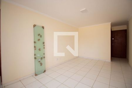 Sala de apartamento para alugar com 2 quartos, 57m² em Qr 406, Brasília