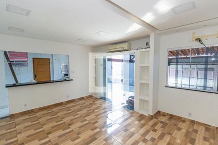 Casa à venda com 2 quartos, 199m² em Irajá, Rio de Janeiro