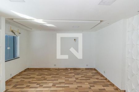 Sala de casa para alugar com 2 quartos, 199m² em Irajá, Rio de Janeiro