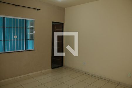 Quarto 2 de casa para alugar com 2 quartos, 100m² em Cerâmica, Nova Iguaçu