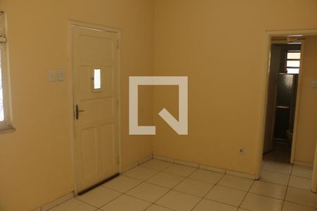 Sala de casa para alugar com 2 quartos, 100m² em Cerâmica, Nova Iguaçu