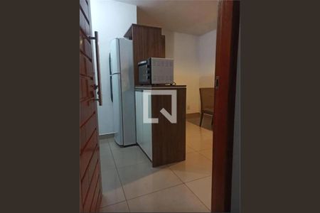 Casa à venda com 1 quarto, 34m² em Vila Nivi, São Paulo