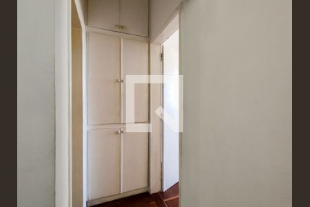 Corredor de apartamento à venda com 1 quarto, 60m² em Maracanã, Rio de Janeiro