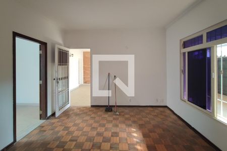 Sala de casa para alugar com 4 quartos, 200m² em Jardim Guarani, Campinas