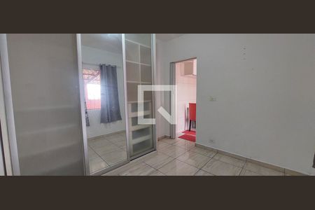 Quarto de casa para alugar com 1 quarto, 50m² em Baeta Neves, Santo André