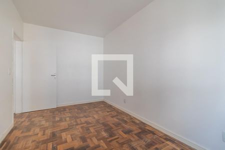 Quarto 1 de apartamento para alugar com 3 quartos, 62m² em Camaquã, Porto Alegre